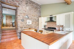 Kitchen / Breakfast Room- click for photo gallery